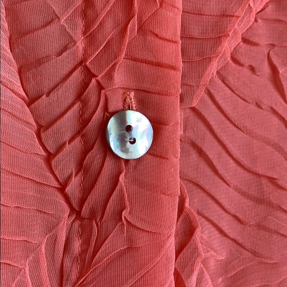 💛4 for $25 - Boho leaf textured button down sheer blouse. L/XL - Picture 5 of 8